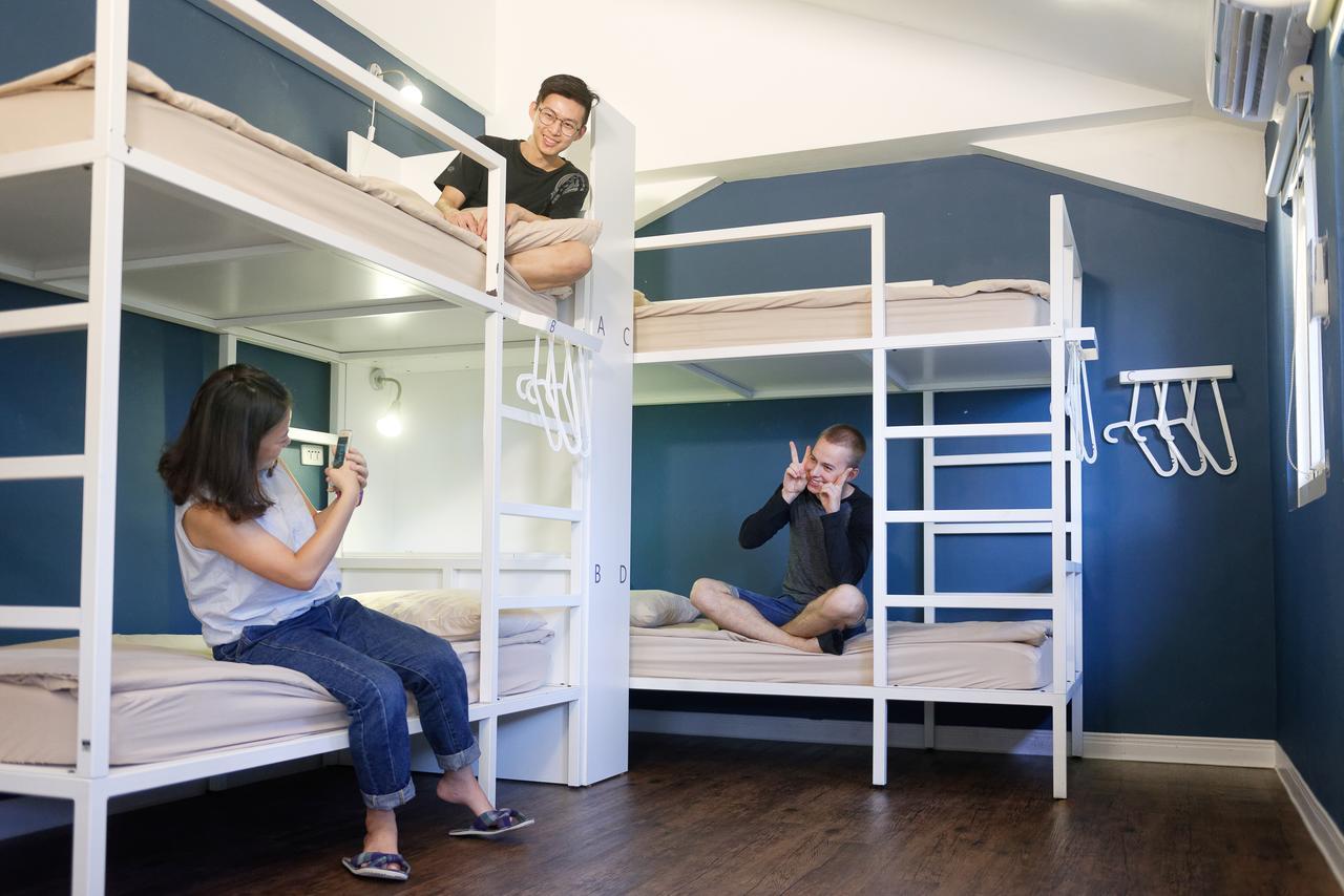 Flip Flop Hostel - Main Station Taipei Eksteriør billede