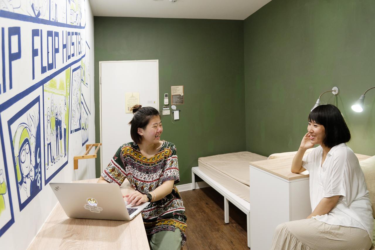 Flip Flop Hostel - Main Station Taipei Eksteriør billede